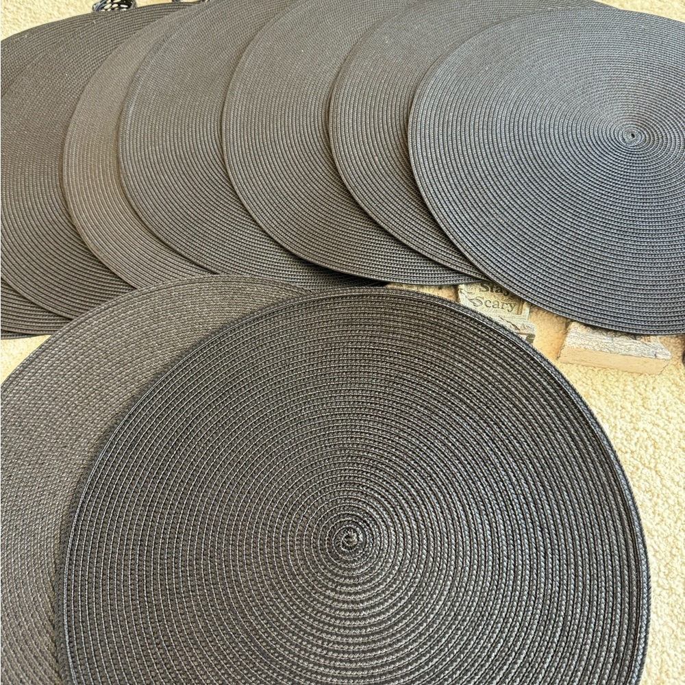 10 Pottery Barn Placemats - Picture 4 of 4